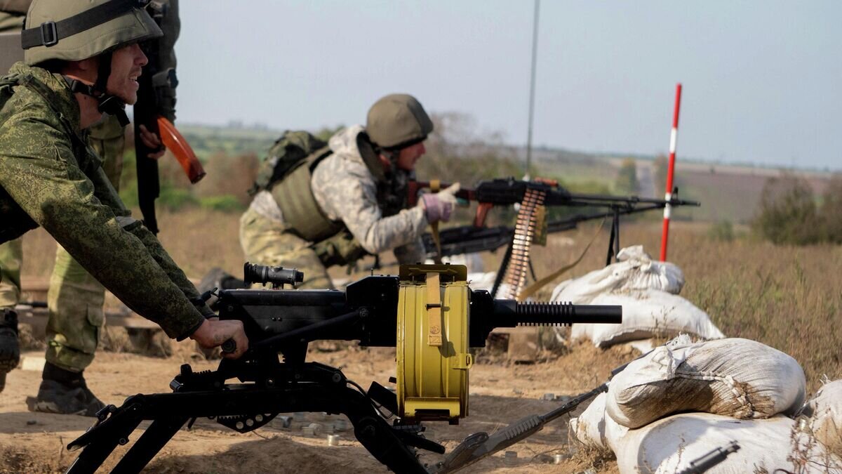    Мужчины, призванные на военную службу, проходят подготовку на полигоне Херсонской области© РИА Новости / Иван Родионов