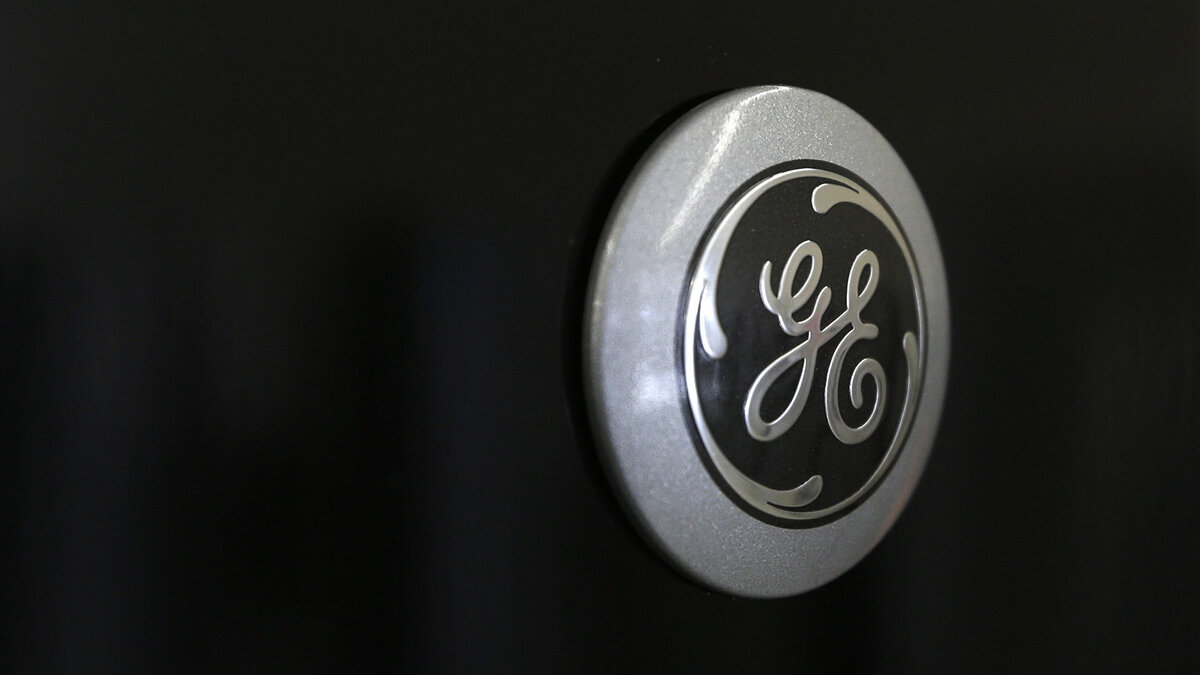    Логотип General Electric© AP/Mike Groll