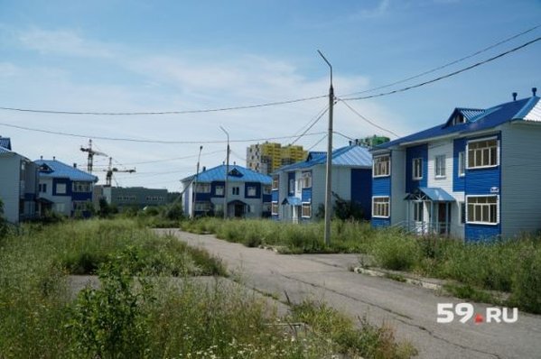 Из одного и того же поселка. Красивый земельный участок. Фото земли. Из одного и того же поселка. Из одного и того же поселка.