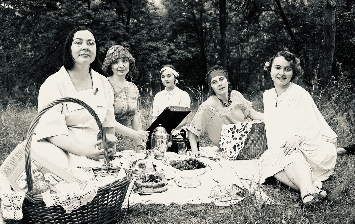 (c) проект Retrolooks  / 2021