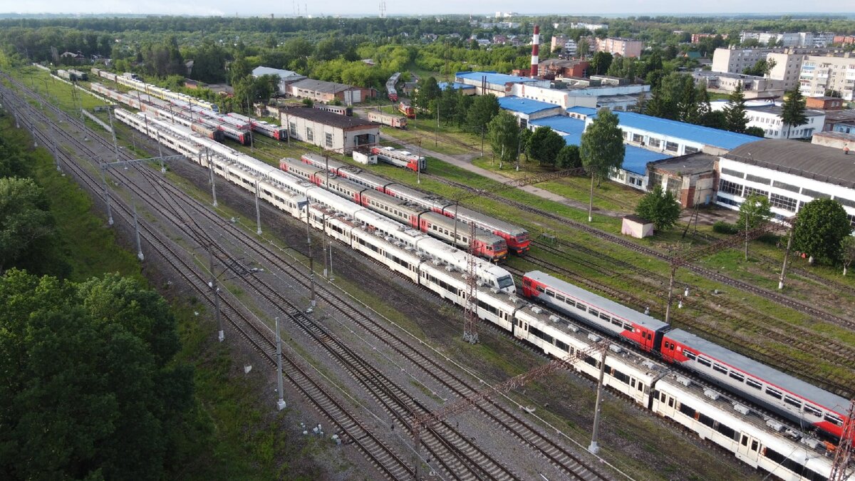 Моторвагонное депо безымянка тч 11 самара. Депо 21 Новомосковск. Моторвагонное депо Крюково ТЧ-6. Урванка 171 Новомосковск. Кафе у Степы Новомосковск депо фото 2023.