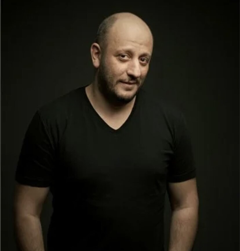 Фото турецкого актера Серкана Кескина