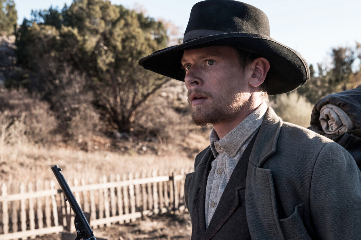 Лучшие вестерны. Godless сериал. Забытые Богом Уайти Уинн. The Godless 2017. Забытые Богом сериал 2017