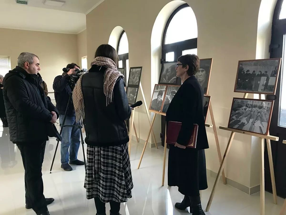 Выставка фотографий погибших в Мартовском наступлении защитников Абхазии в Гудаутского музее имени Сергея Дбар © Sputnik / Бадри Есиава