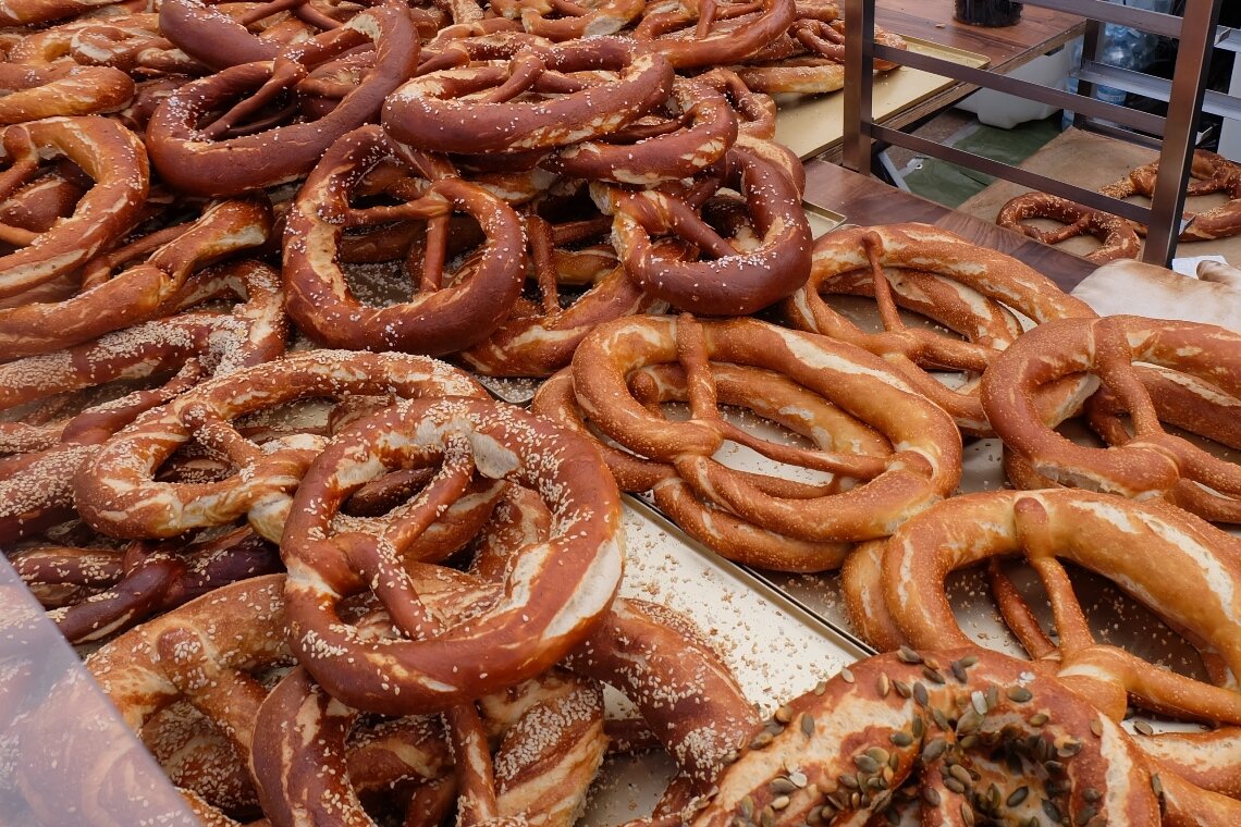 Фото взято с просторов ИНТЕРНЕТА. Источник https://terve-suomi.com/shopping/180-pro-vyborgskij-krendel-i-ne-tolko.html