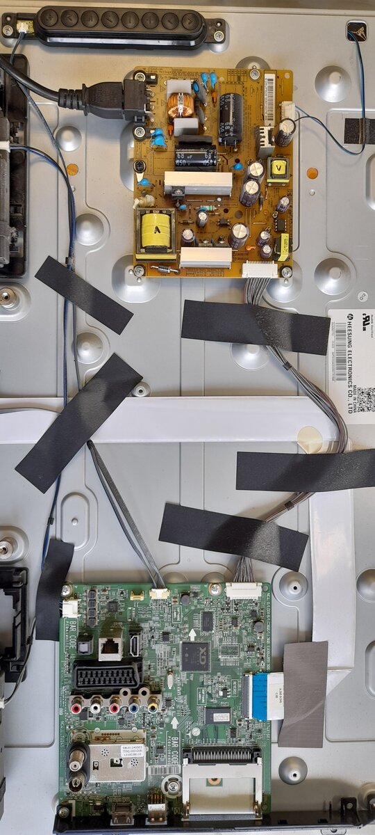 Замена подсветки телевизора Samsung UE43J5202AU