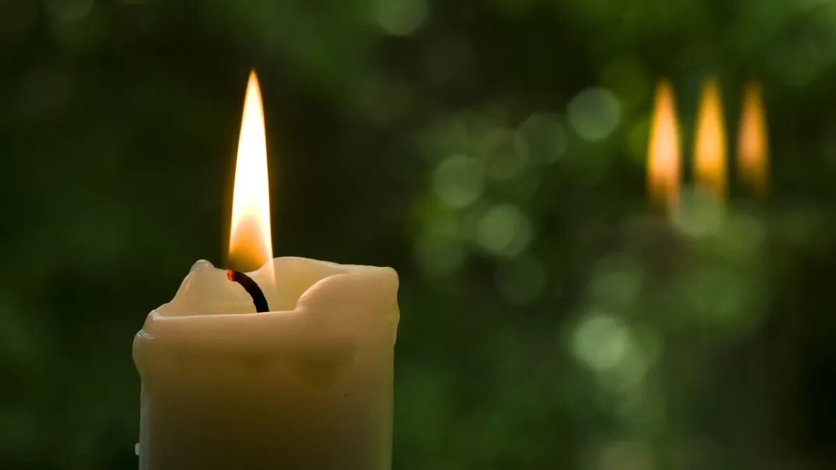 Молитвы могут помочь успокоить встревоженную душу. Фото: pxfuel.com