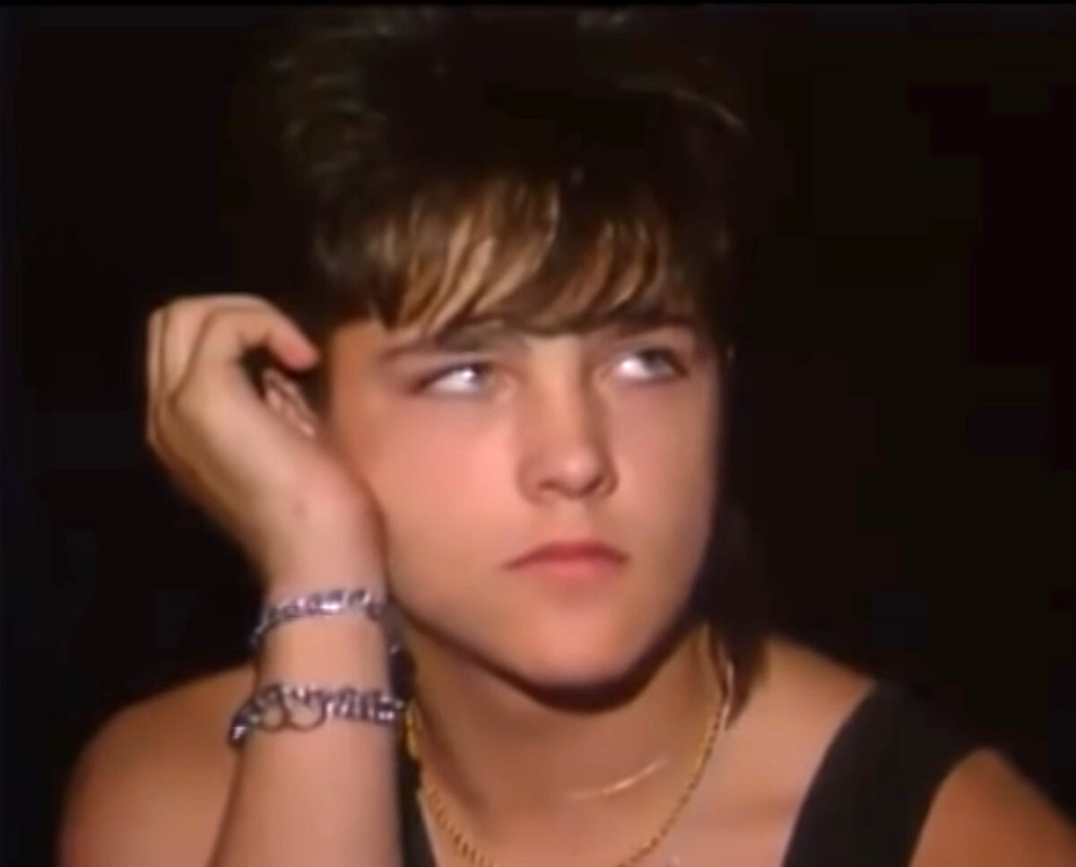 Юра шатунов последние клипы. Юра шатунов последние клипы. Юра шатунов сейчас. Юра шатунов последние клипы. Шатунов наглая луна.