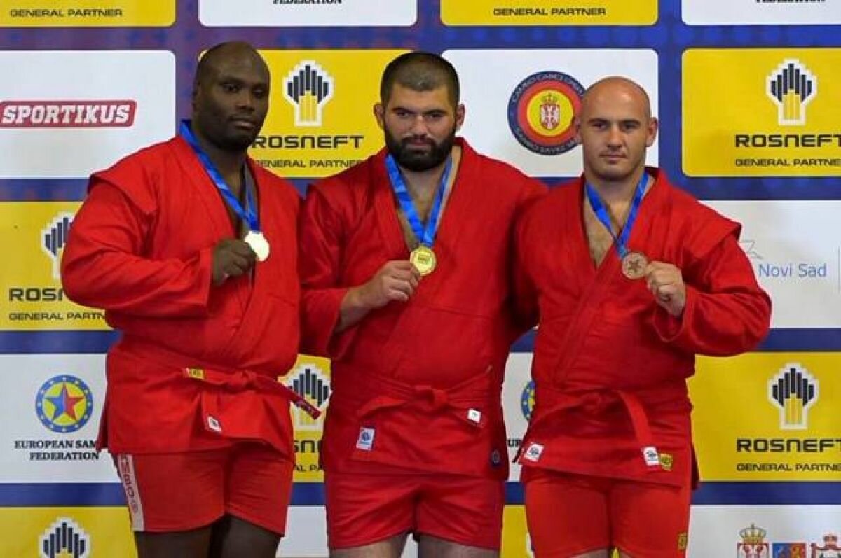    Самбист из Северной Осетии завоевал золото на чемпионате Европы в Сербии