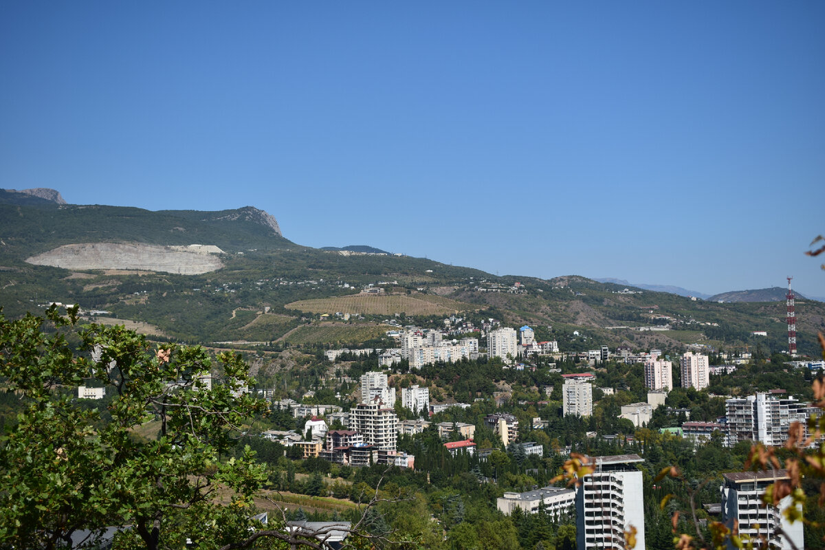 Роскошные виды с Аю-Даг. Фотография атора статьи.