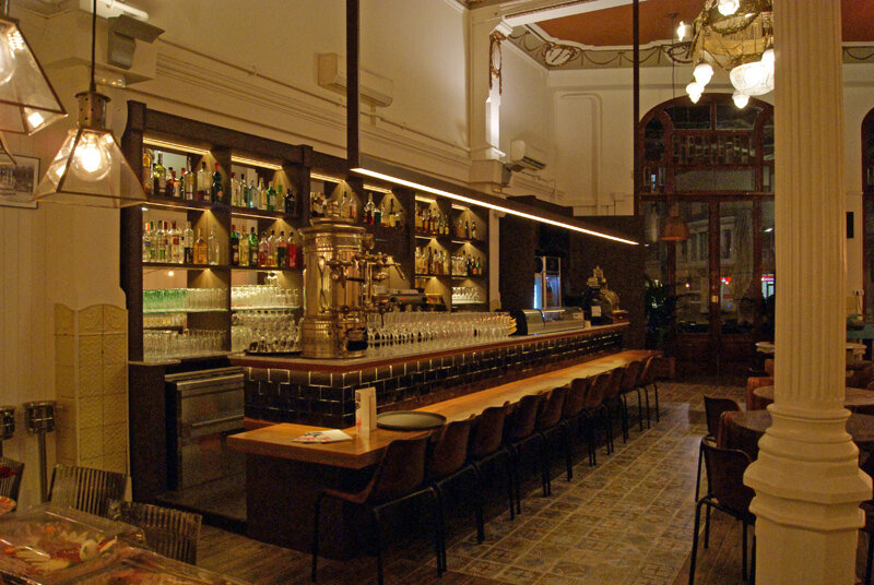 Плитка пэчворк в классическом дизайне ресторана