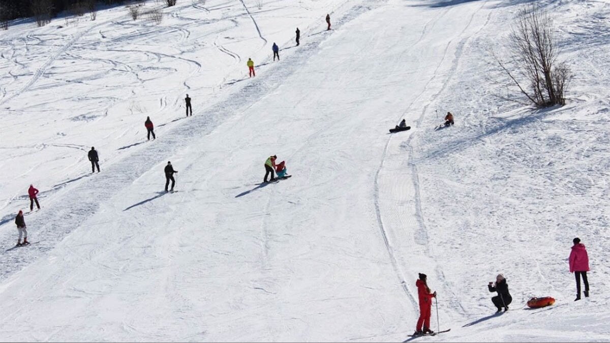 Снежная горка в отеле