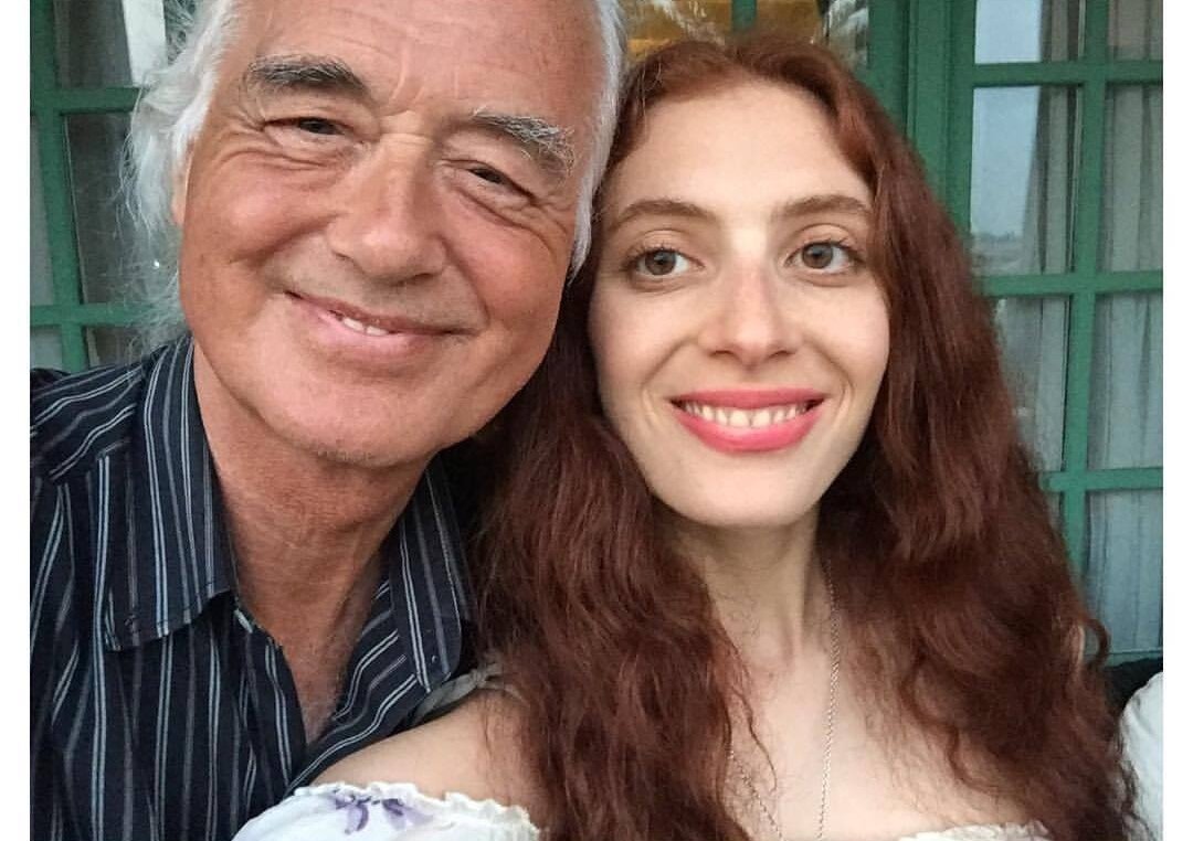 Счастливы 👫. Джимми и Скарлетт.