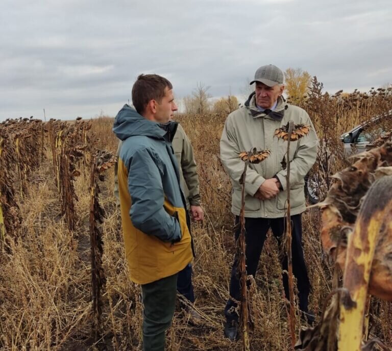    Общественники Оренбуржья рассмотрели вопрос о состоянии и развитии КФХ и сельской кооперации Марина Шарт