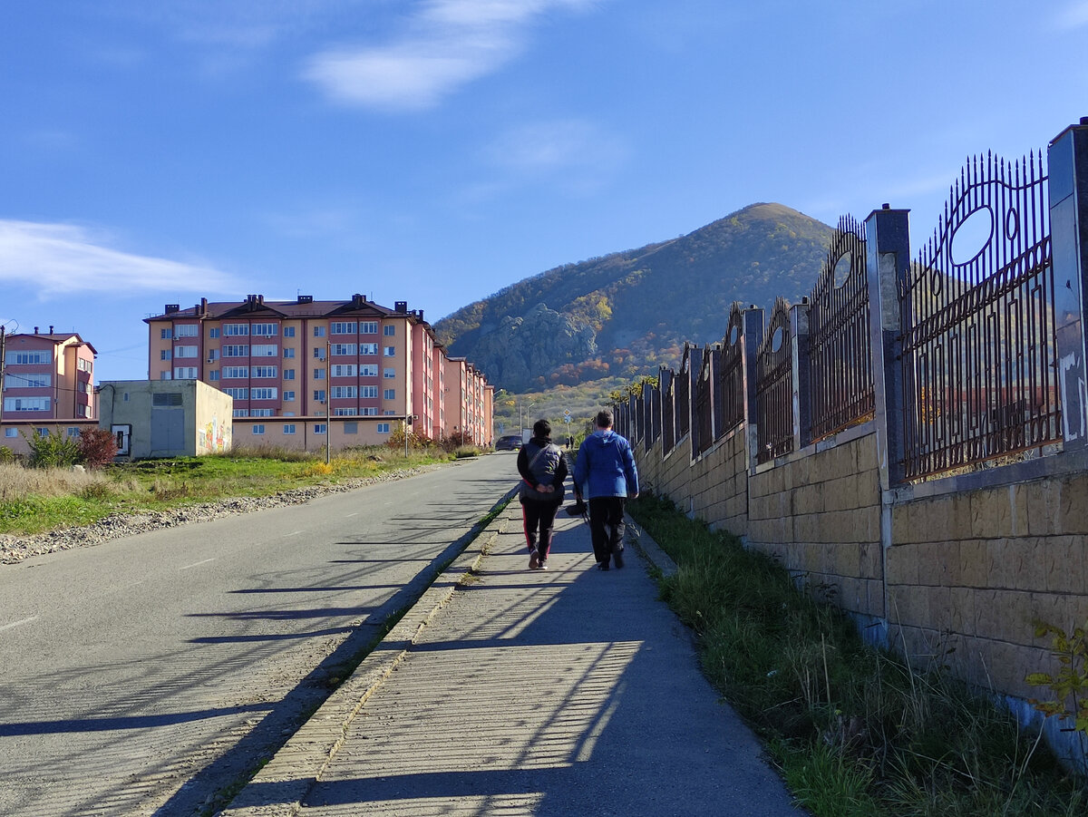 Улица Волкова (октябрь 2022 года)