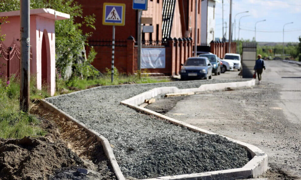    На Ямале привели в порядок около 42 километров тротуаров