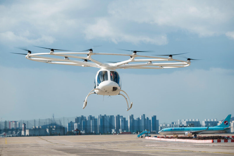 Bildunterschrift Hauptfoto: Volocopter 2X takes flight at Gimpo Airport during MOLIT K-UAM Event, Republic of Korea ©MOLIT