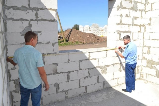    В каких случаях нужно ставить на учет объект незавершенного строительства?