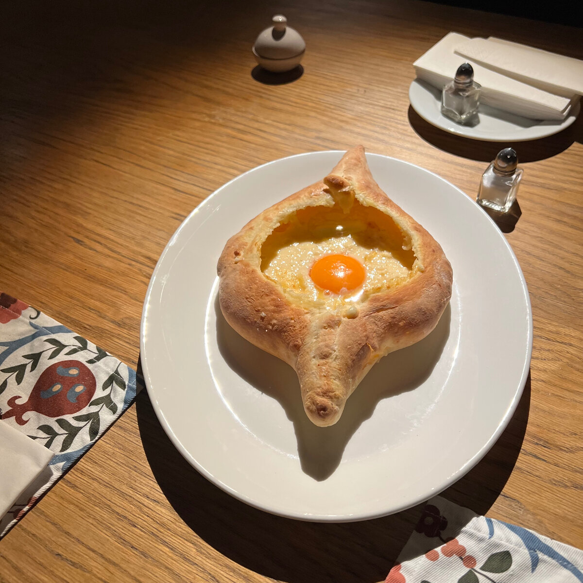 Вишневый пирог с миндальной корочкой