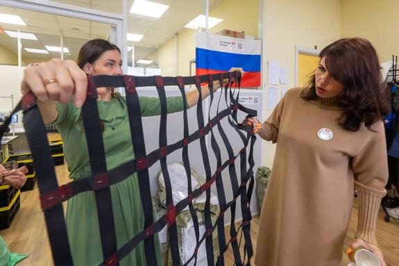    Производство военно-тактических носилок, Komsomolskaya Pravda/Global Look Press