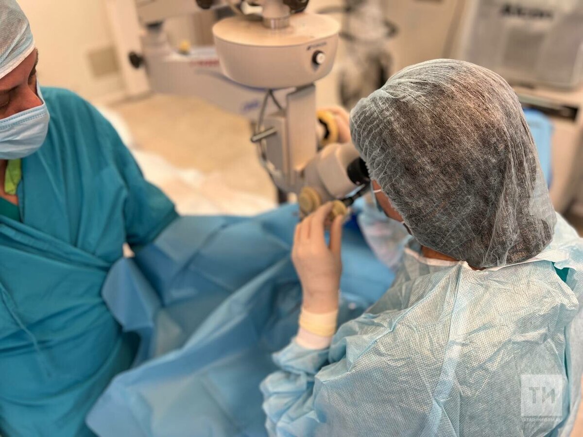 Медики Детской республиканской клинической больницы помогают детям, страдающим дистрофией глазной сетчатки, восстановить зрение. Фото: © Елена Саляхова / «Татар-информ»