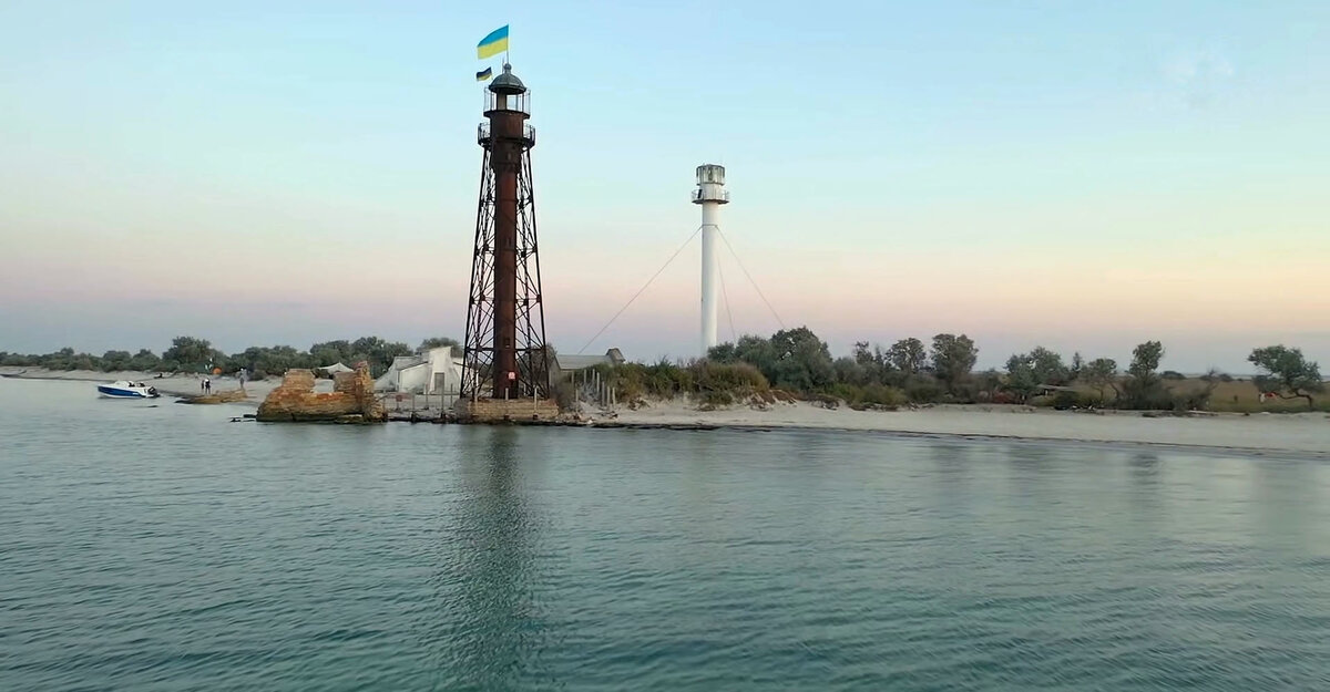 С маяка открылся бы великолепный вид