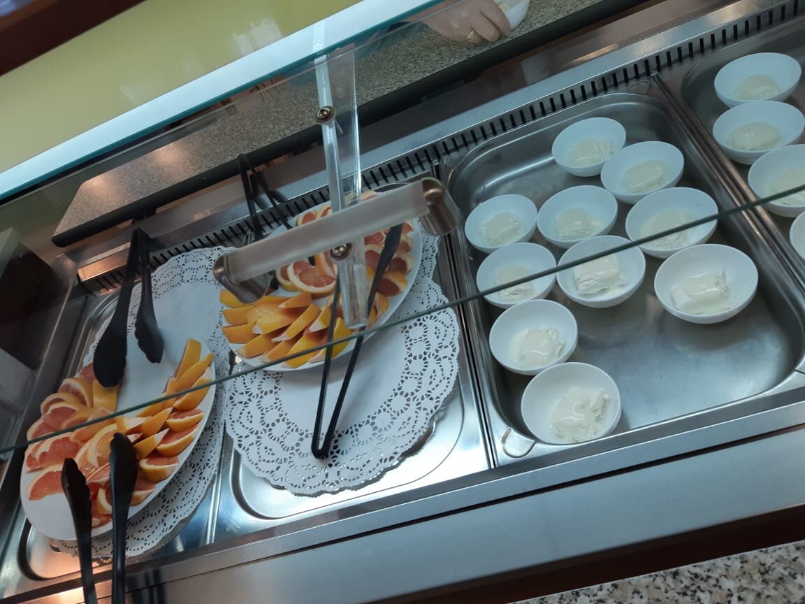 Фото из столовой санатория "Долина нарзанов" г. Кисловодск