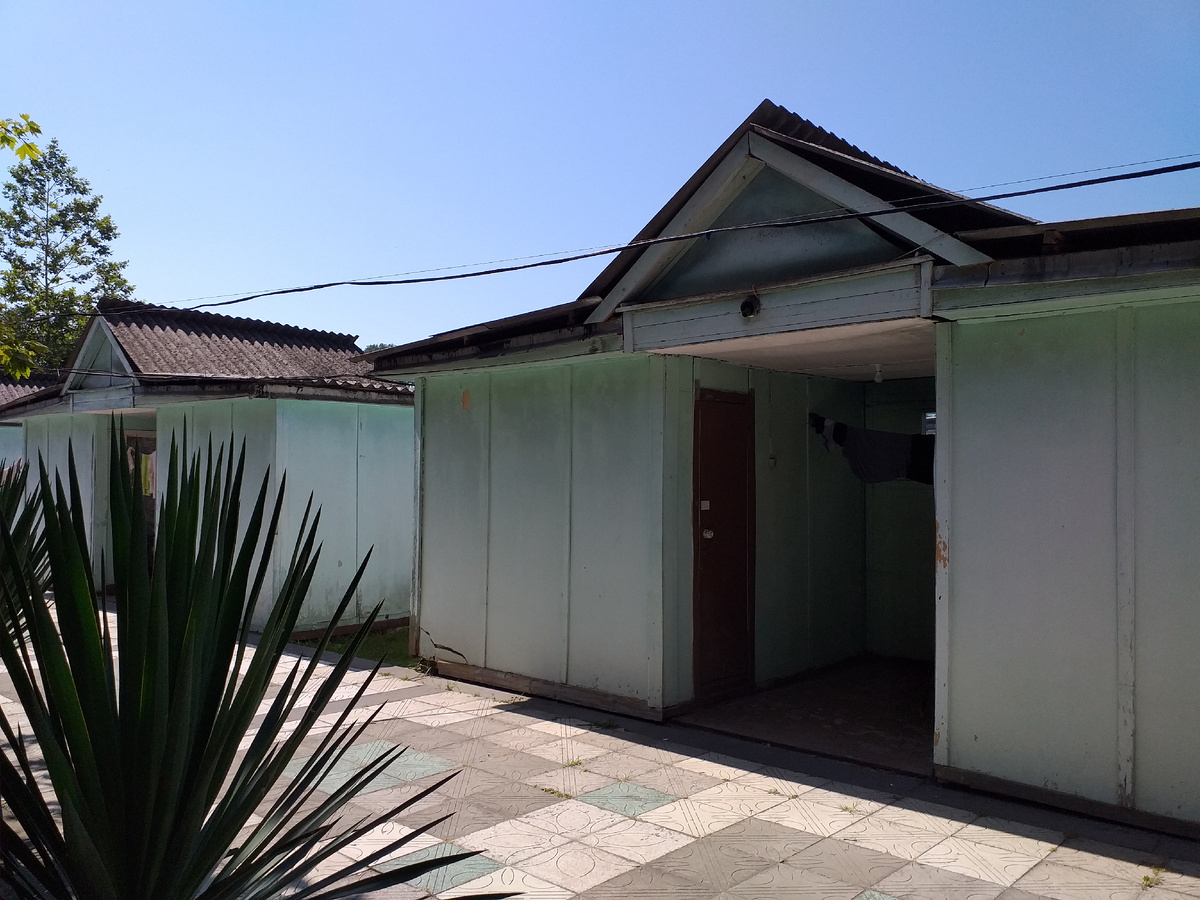 Вот такие вот домики-гостиничные номера советского плана...