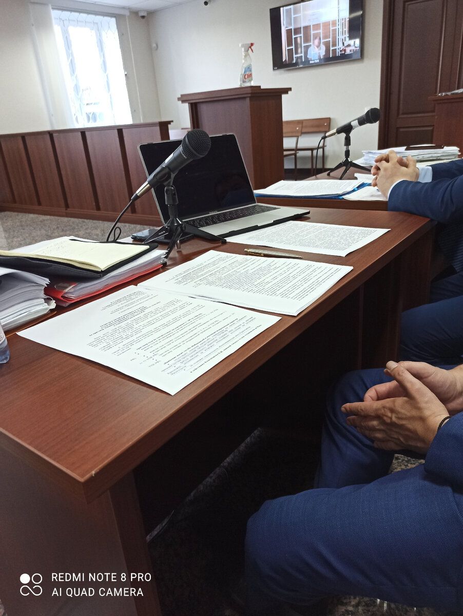 В зале суда Ульяновского областного суда. 