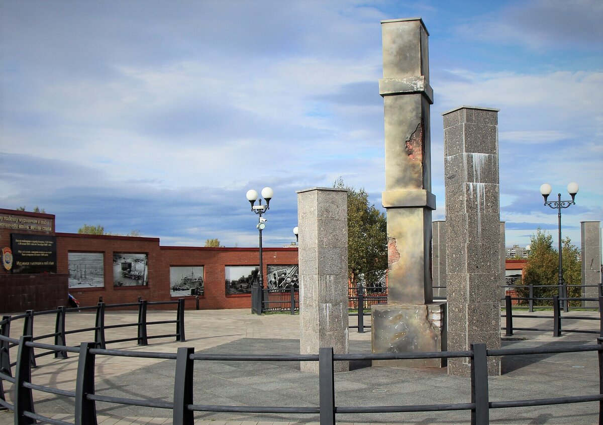 от довоенного города остались только печные трубы...