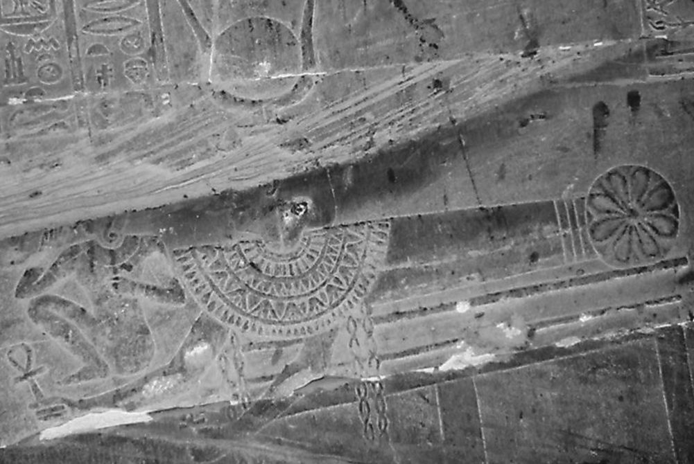 Барельеф храма Хатхор