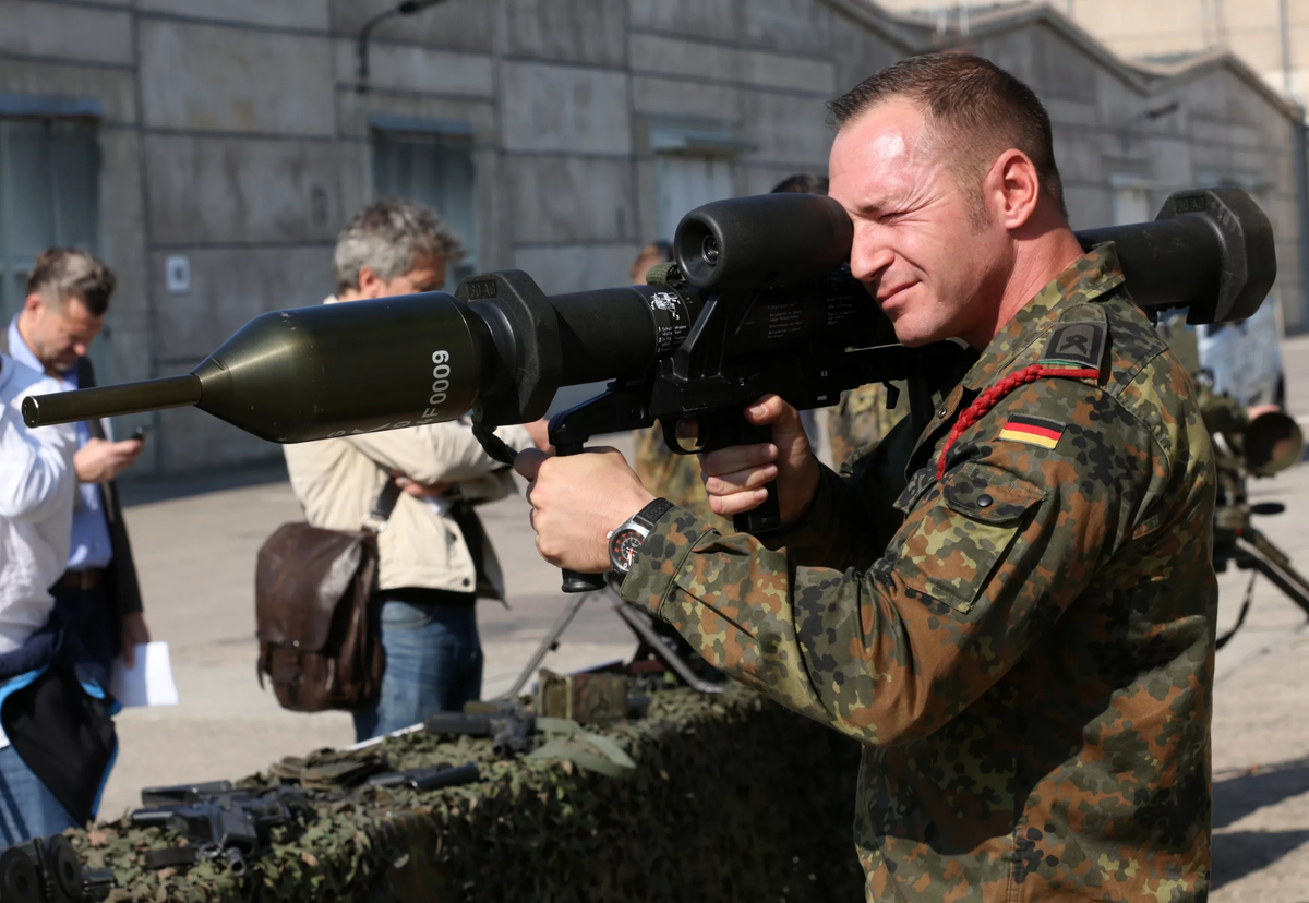 Германия отказалась предоставлять Украине военную помощь. Фото из интернета.