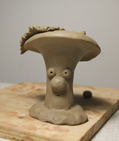 Страшненькая, но это только самое начало. Детали подправим и красоту наведём.