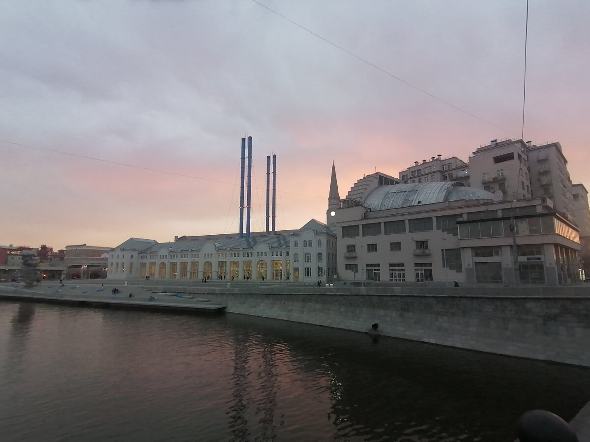 ГЭС-2 и "Большая глина № 4".