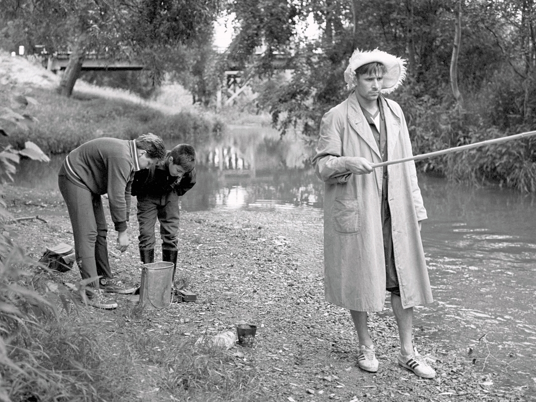 Футбольный вратарь Лев Яшин на рыбалке (1964 год)