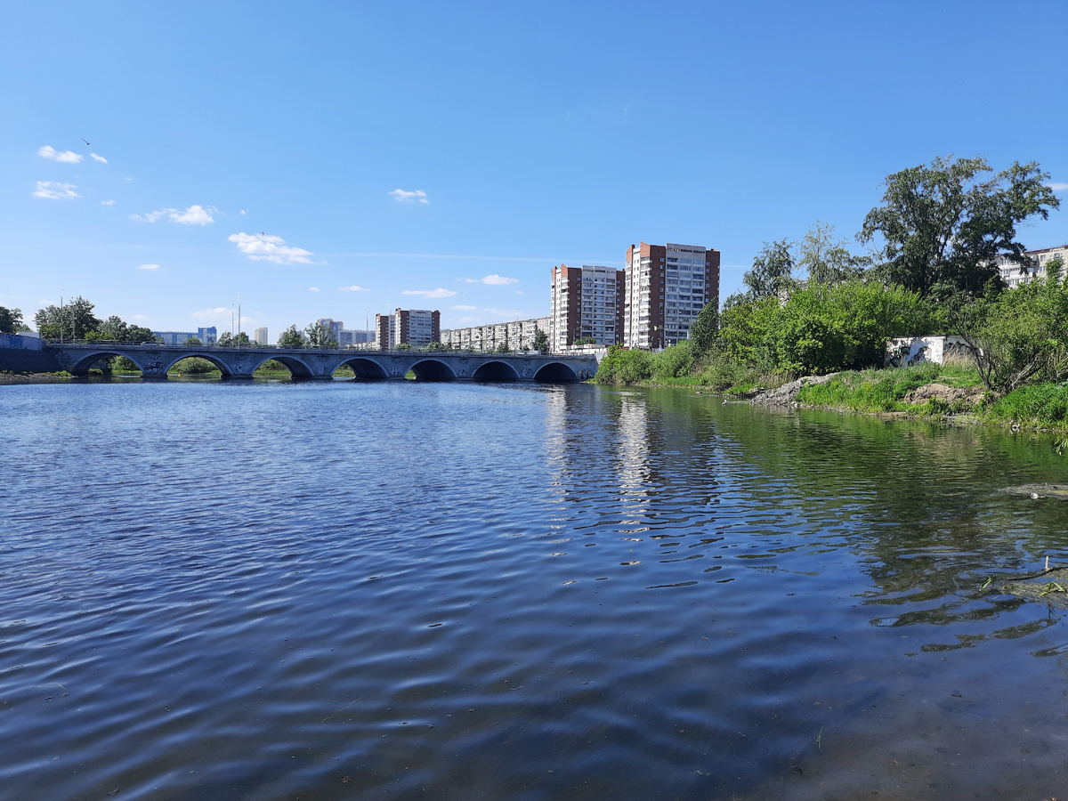 Плывём на катамаране