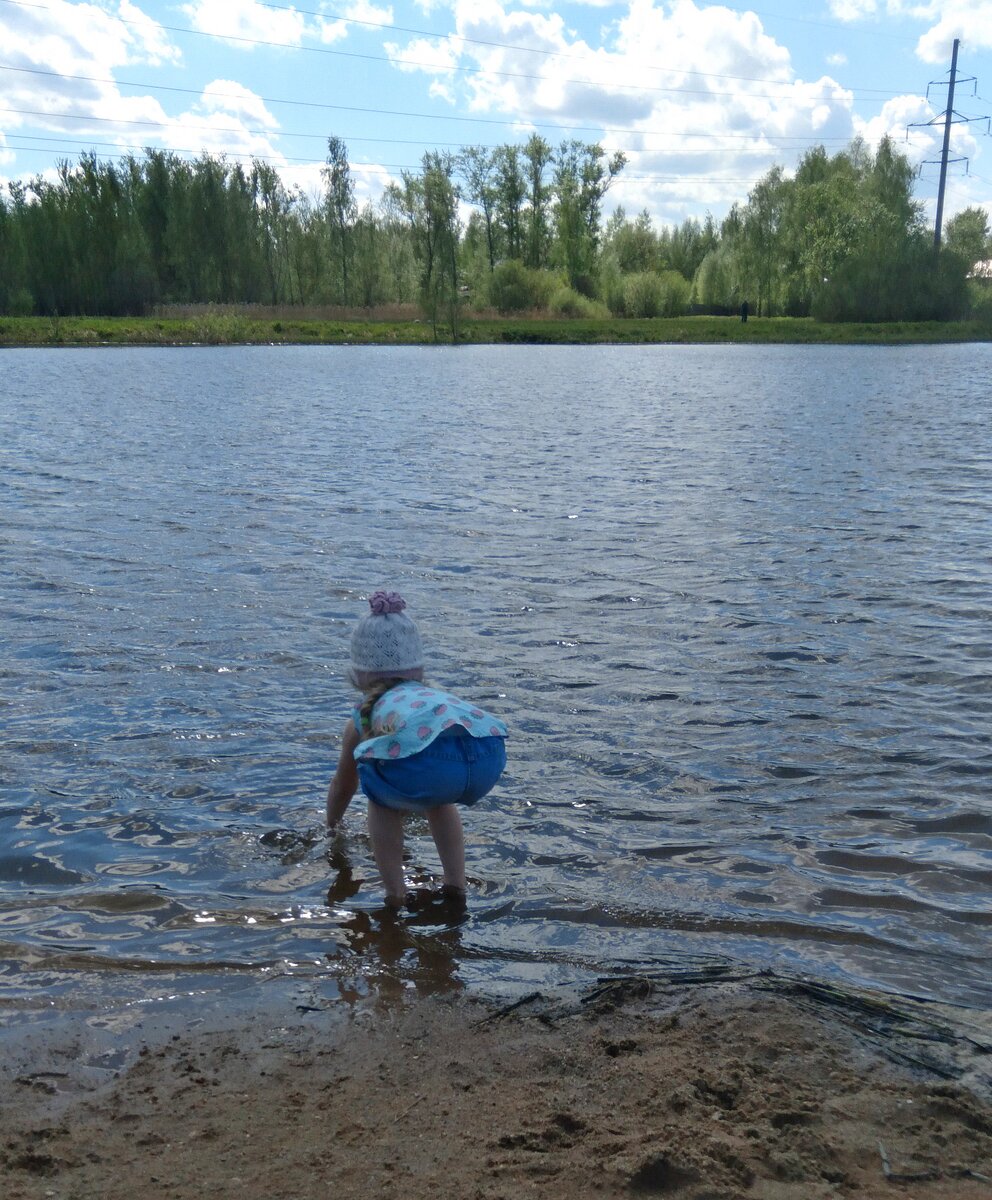 Медитацией может быть что угодно, по большому счёту)) Самое главное - внимание внутри. На своих ощущениях. Но об этом позже.