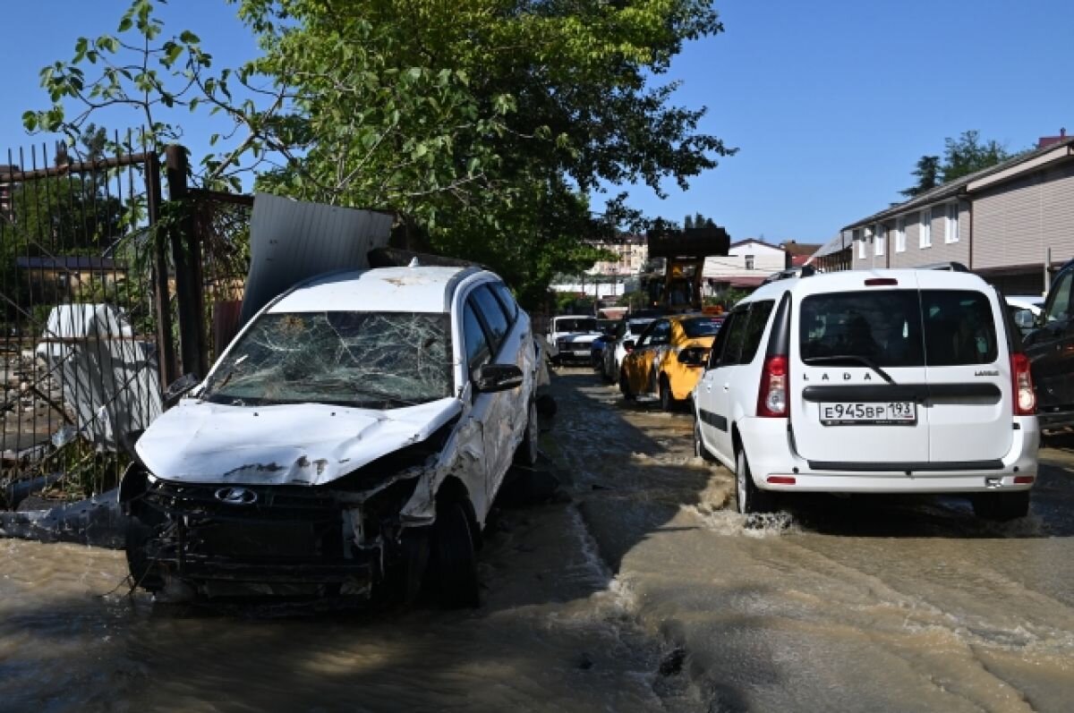    Симоньян рассказала туристам, что делать в случае урагана в Сочи