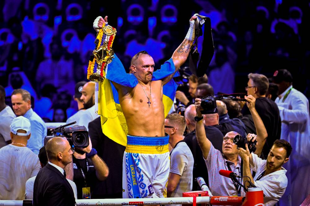 Александр Усик чемпион мира в супертяжелом весе