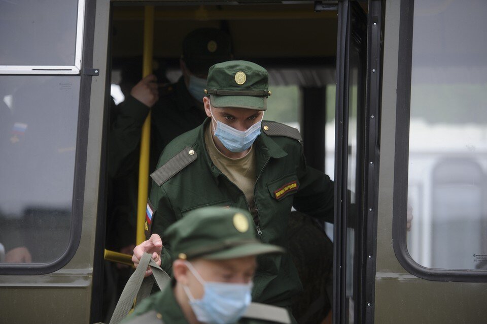     Мобилизованные специалисты будут получать ежемесячное денежное содержание Алексей БУЛАТОВ