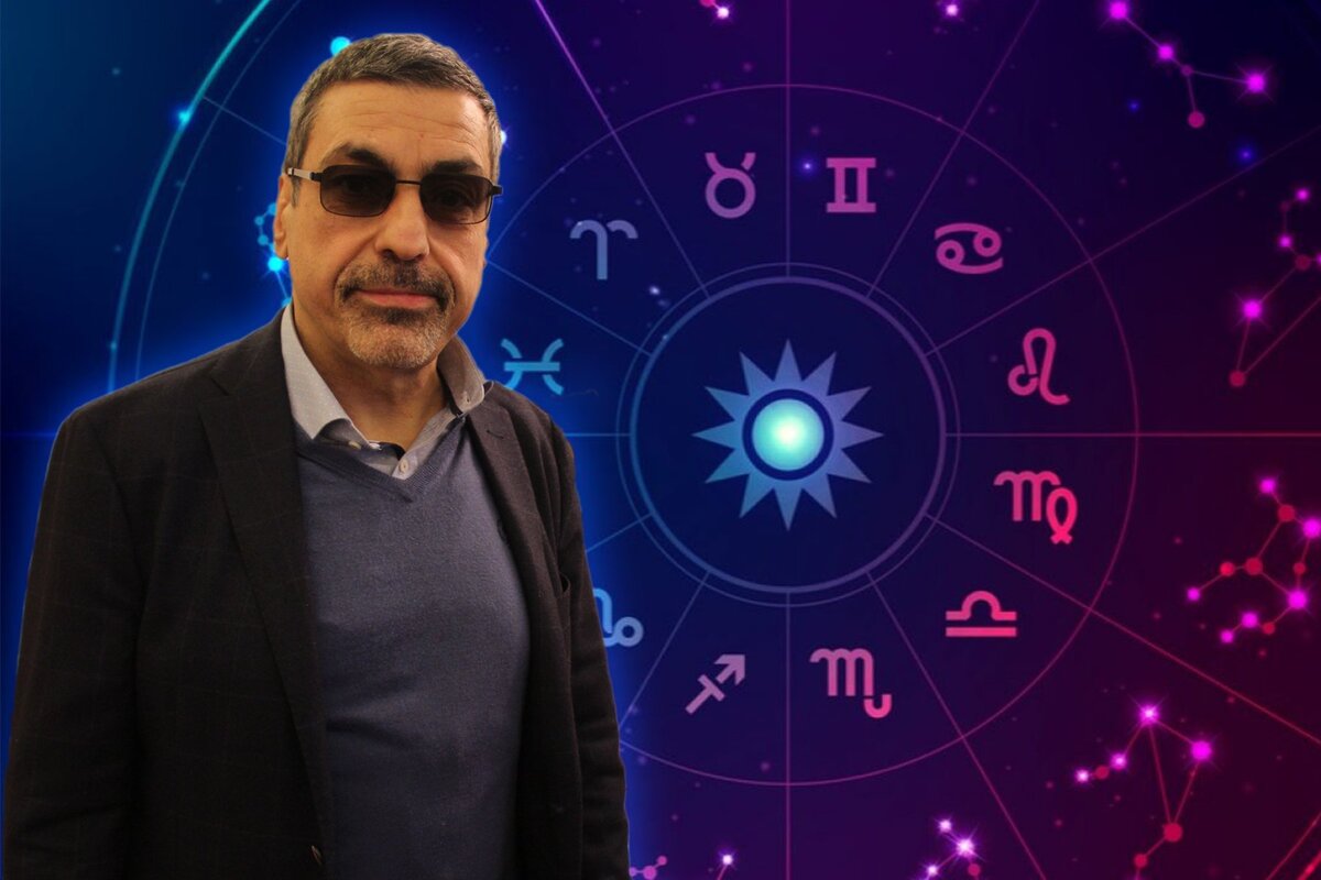 Гороскоп глобы на сегодня козерог. Павел Глоба. Павел Глоба 2022. Глоба астролог. Глоба ведущий.