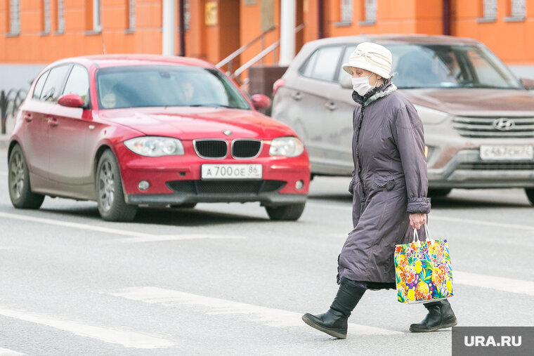    Женщина ушла от площади в центре Тюмени и пропала