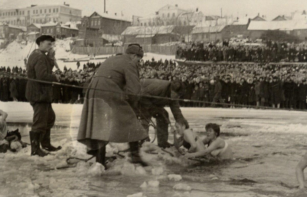 Снимок, приобщенный к докладам по Саратовскому делу. 19 января 1949 г. © АНО НПЦ ИНДРИК