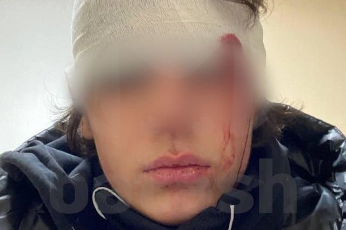    В Башкирии уфимец избил школьника рекламным щитом