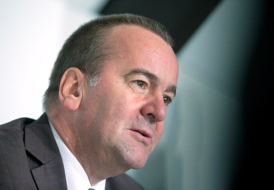     Новый глава Минобороны ФРГ Писториус пообещал выложиться на 150%  REUTERS