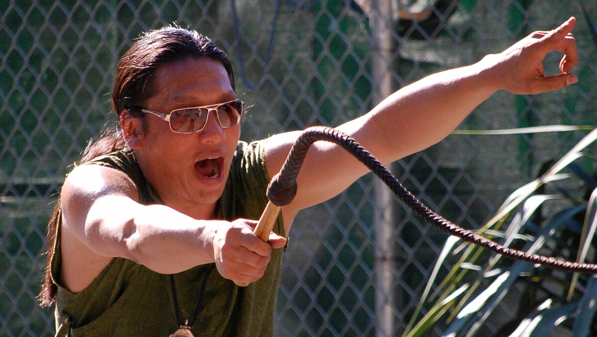     Родители выступили за физические наказания в школах. В Ставрополе эвакуировали СКФУ. Беженцев на Ставрополье держат на птичьих правах. NewsTracker представляет обзор информационной картины дня 17 января.