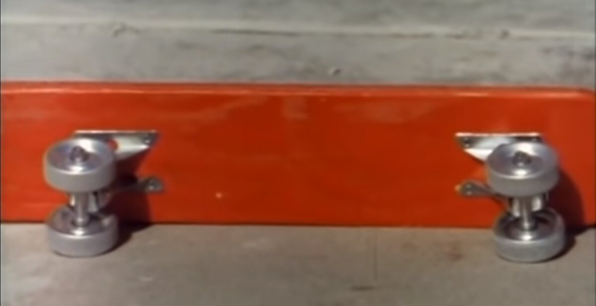 Так выглядели скейтборды в начале 60х годов 