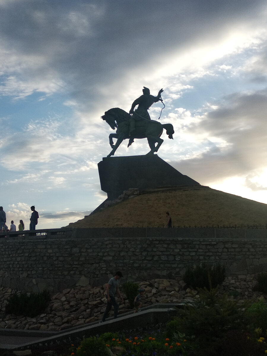 вид с другого боку