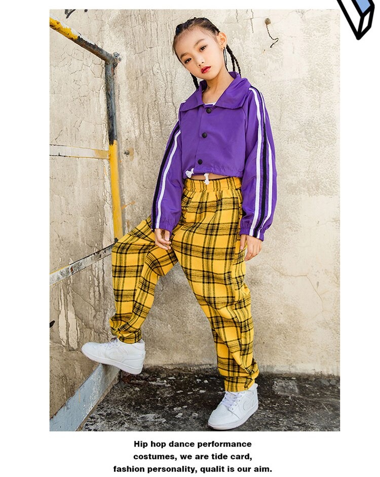 Жёлтые клетчатые штаны костюм