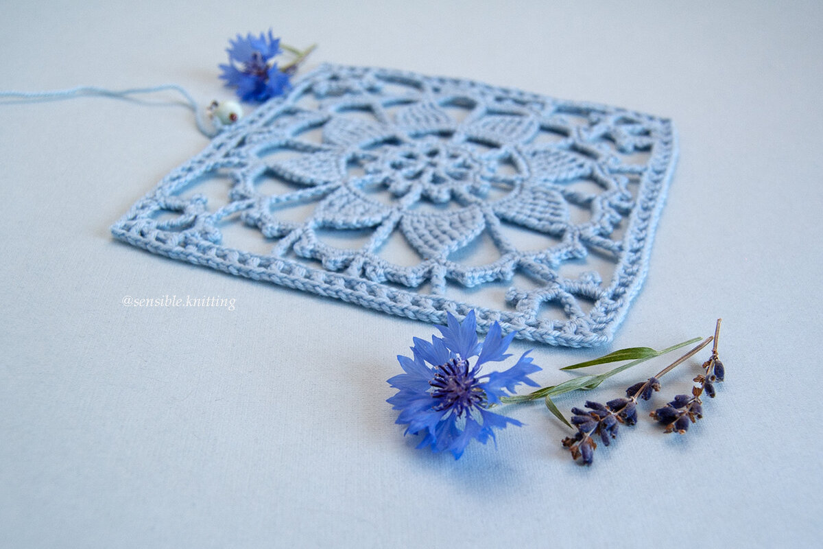 Мотив ретичелло крючком по эскизу игольного кружева XVI в.